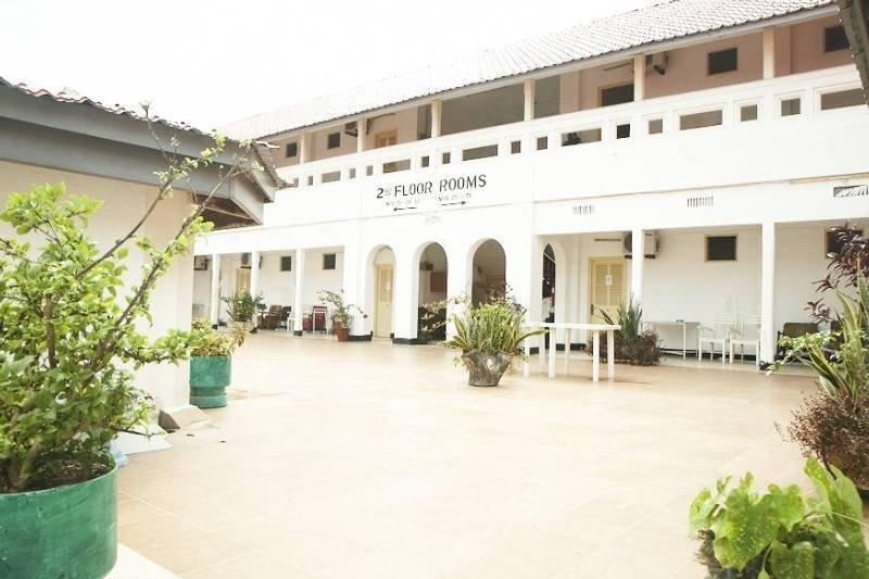 New Palm Tree Hotel Mombasa Exterior foto